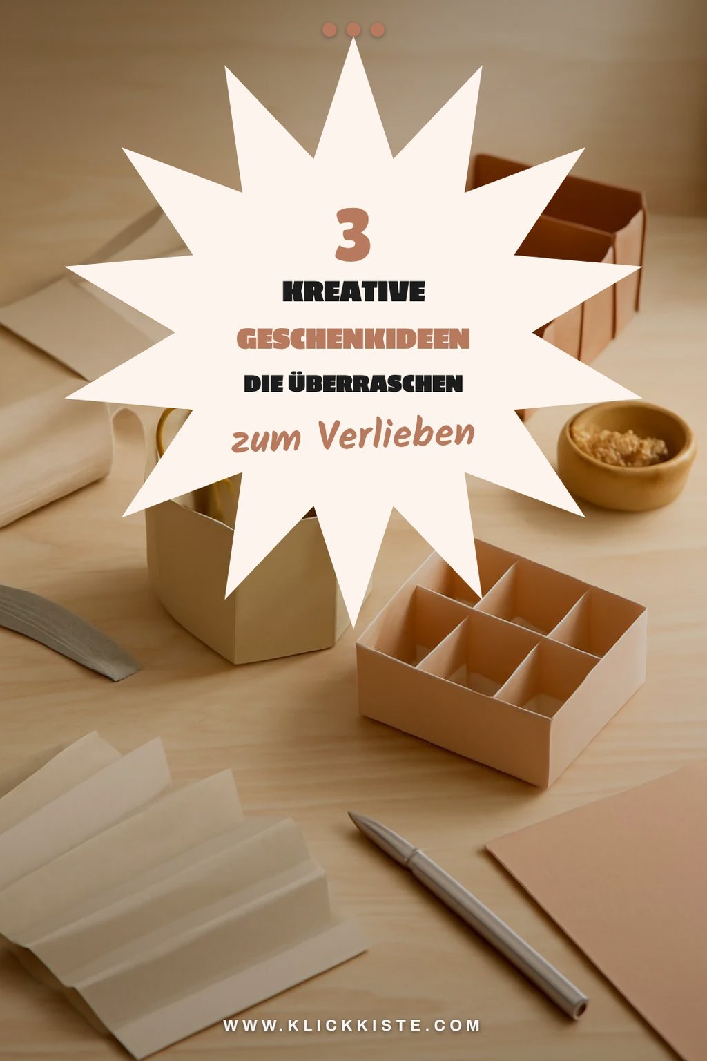 So bastelst du mit Papier Falten kreative Geschenke