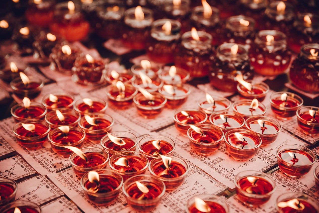 So machst du deine eigenen Kerzen ganz einfach